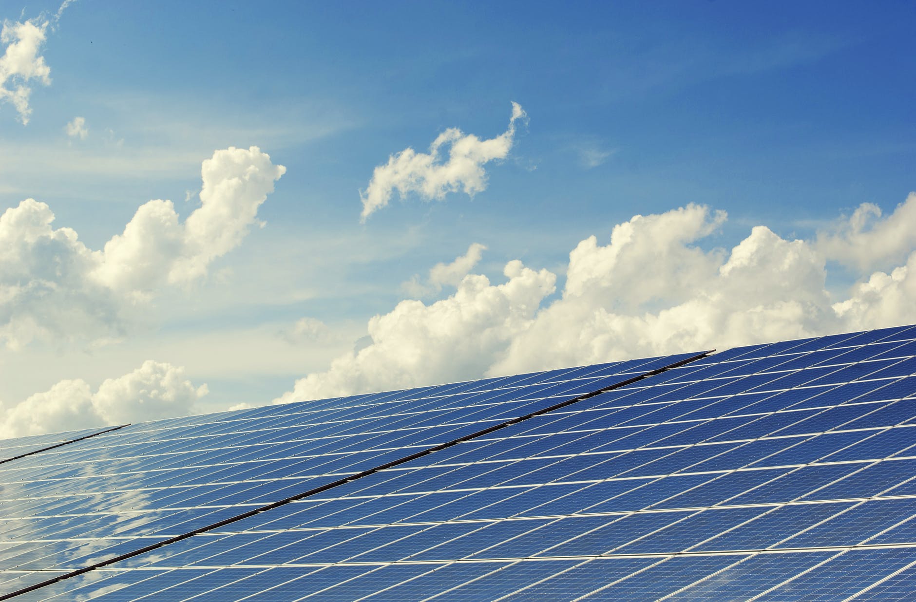 Energia fotovoltaica: energia limpa e redução na conta de luz