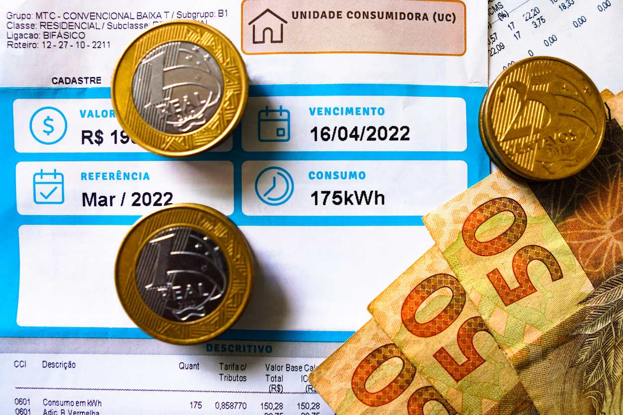O que é consumo de TUSD e TE na conta de luz e como afeta sua fatura