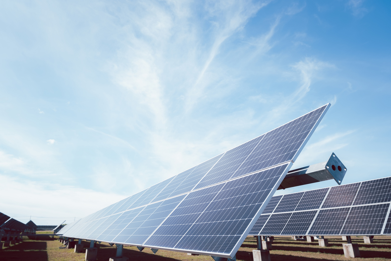 Geração centralizada de energia solar: o guia para empresas